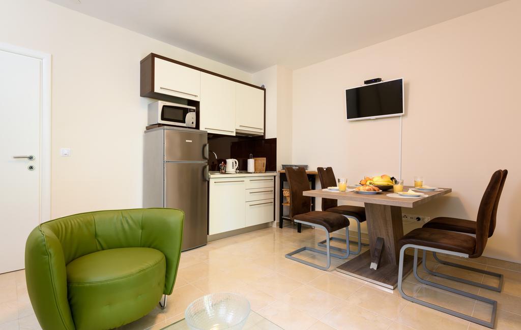 Apartment Domani Omis