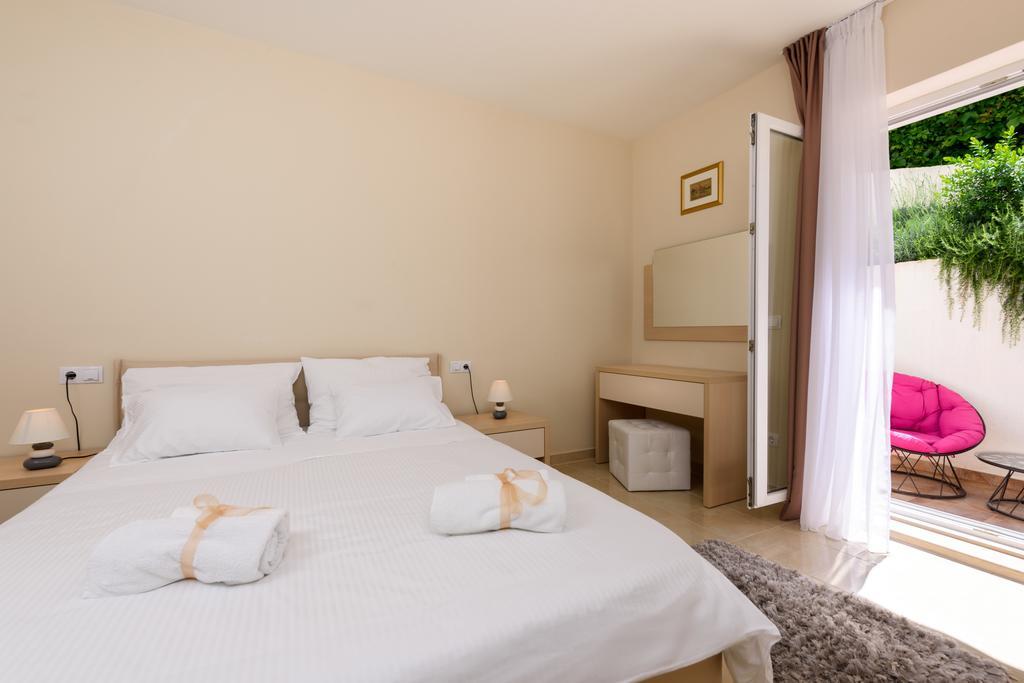 Apartment Domani Omis
